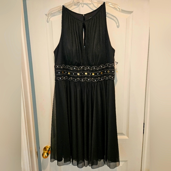 jessica howard missy cocktail dress | Dresses | Nwt Jessica Howard Size 4 Sequin dress Boho Dress Short- White collection_combi: all_clothing 3/4 sleeves cuffs Waist:W-36